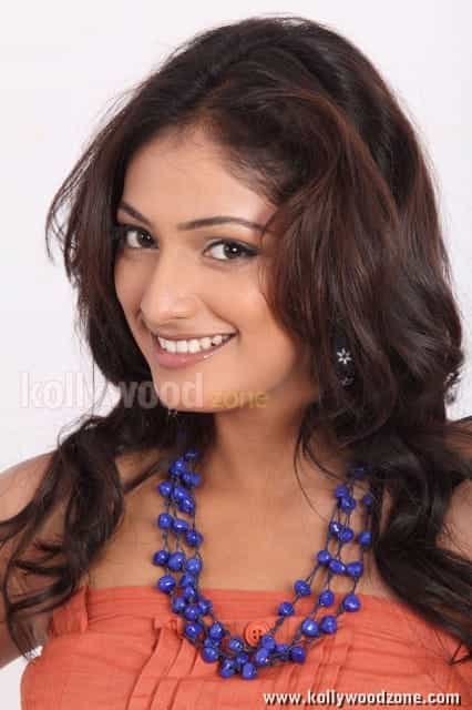 Actress Hari Priya Sexy Photos 03