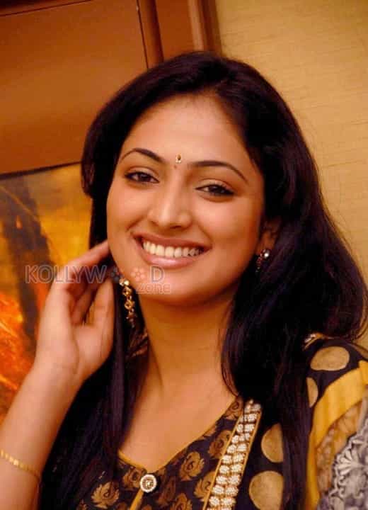 Actress Haripriya Pics 02