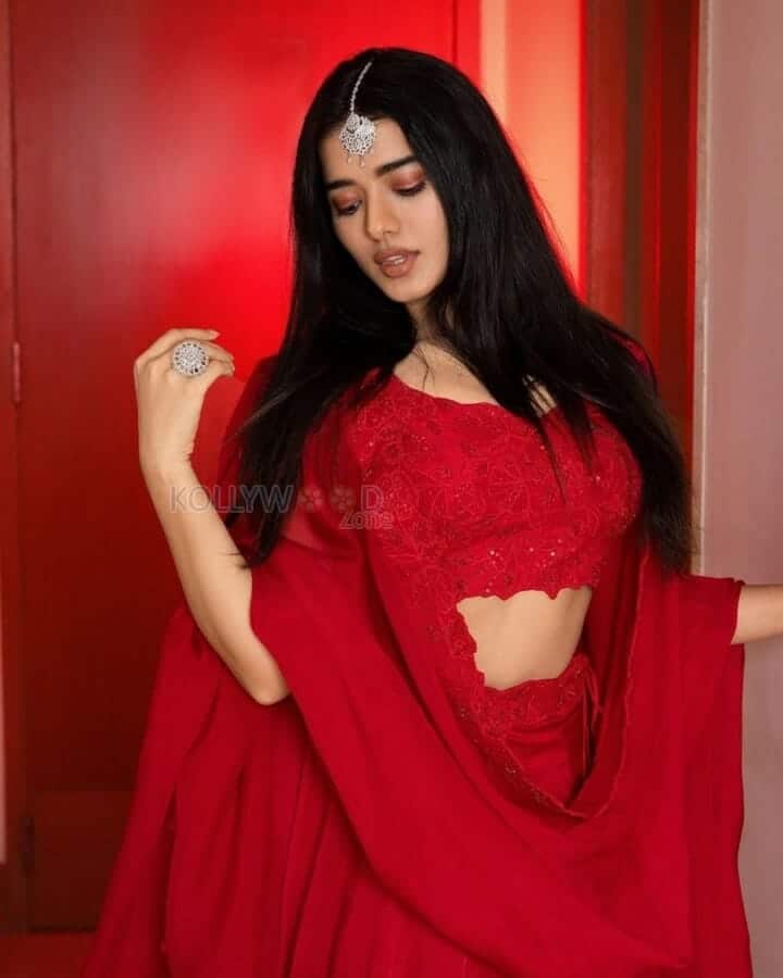 Actress Ketika Sharma Sizzling in Red Dress Photos 04