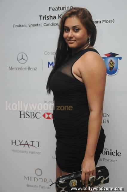 Actress Namitha At Sidney Sladen Fashion Show Event Photos 03