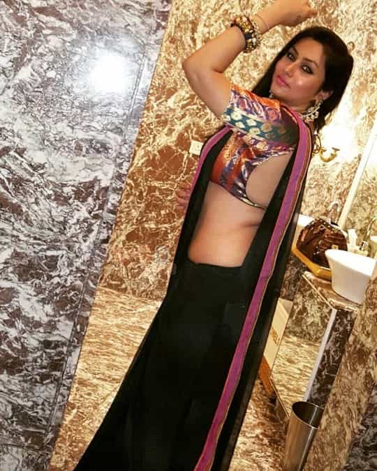 Actress Namitha Glamourous Saree Pictures 06