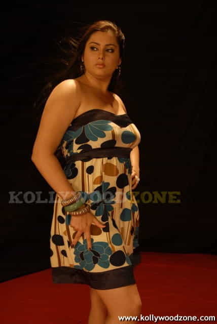 Actress Namitha Hot And Sexy Pictures 09