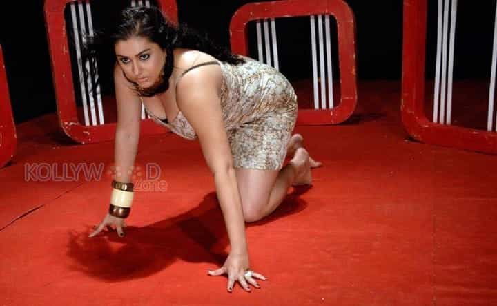 Actress Namitha Hot Photos 01