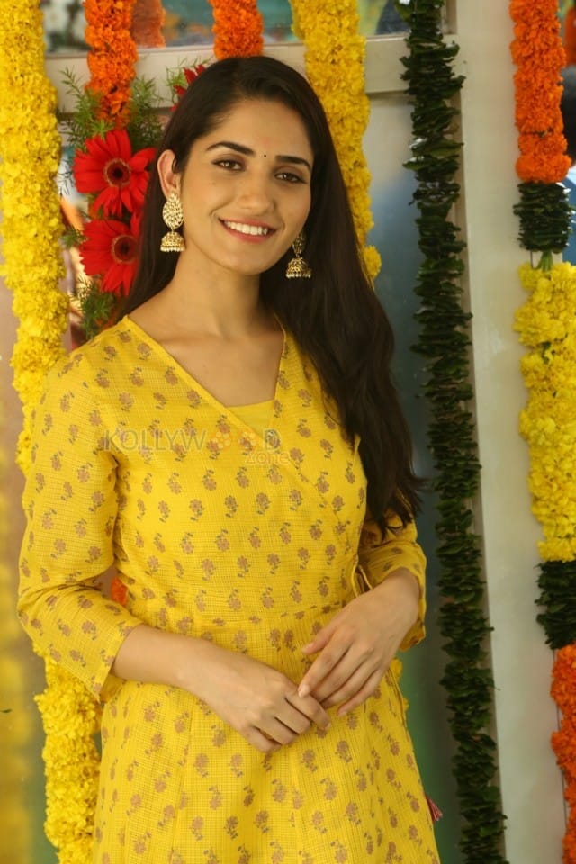 Actress Ruhani Sharma At Chi La Sow Movie Opening Photos 13