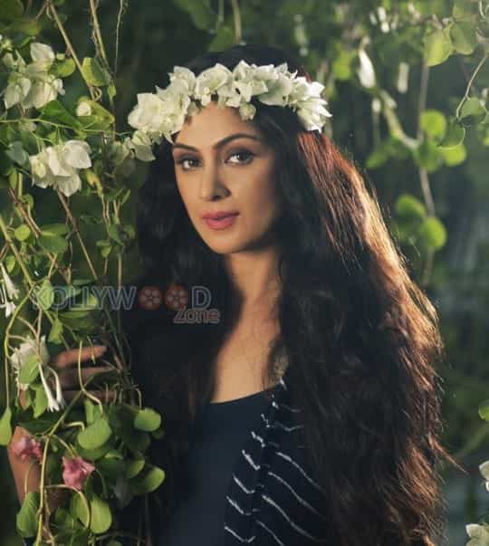 Actress Simran Photoshoot Stills 01
