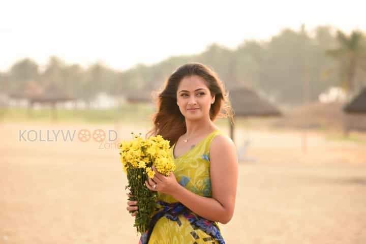 Actress Simran Pictures 03