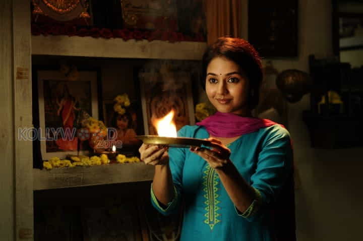 Asurakulam Movie Heroine Vidya Photos 01
