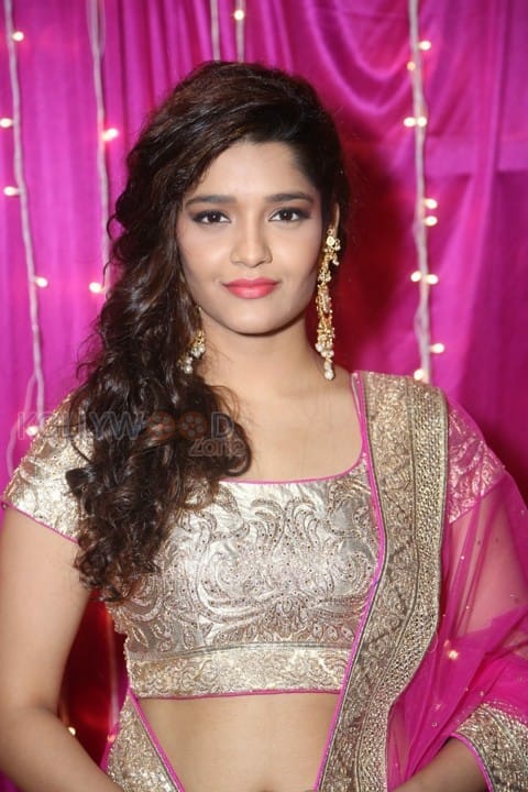 Beautiful Ritika Singh Photos 10