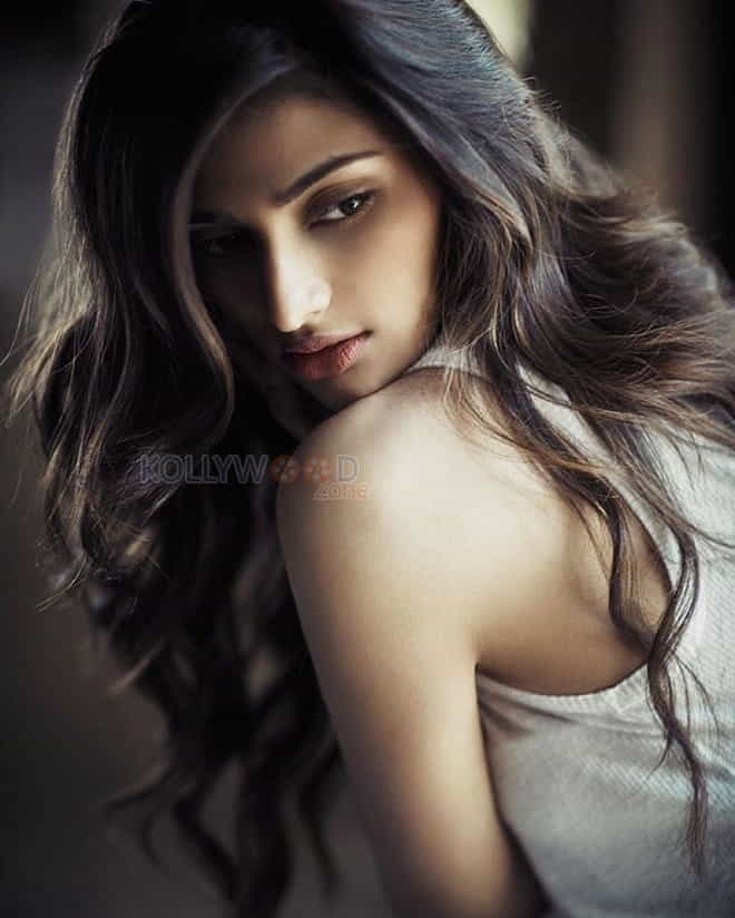 Bollywood Actress Athiya Shetty Stills 05