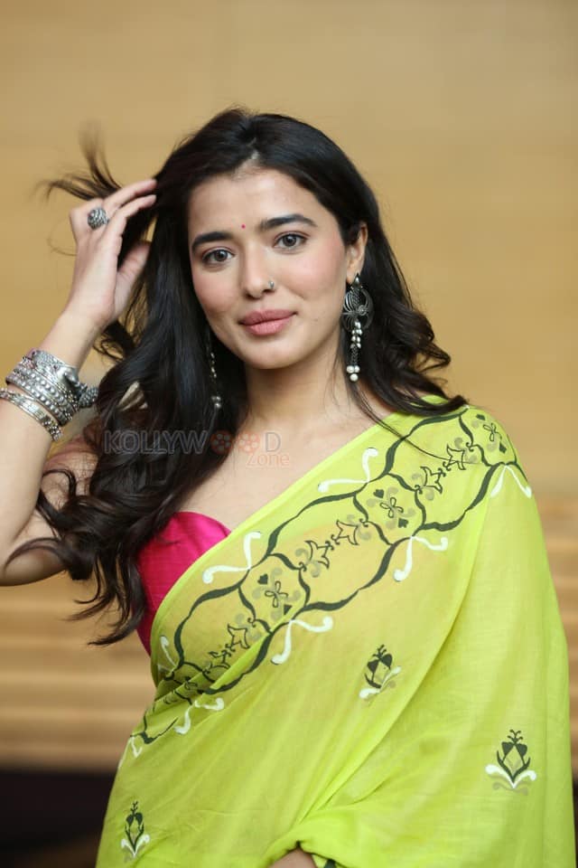 Heroine Ketitka Sharma at Single Movie Success Celebration Photos 09