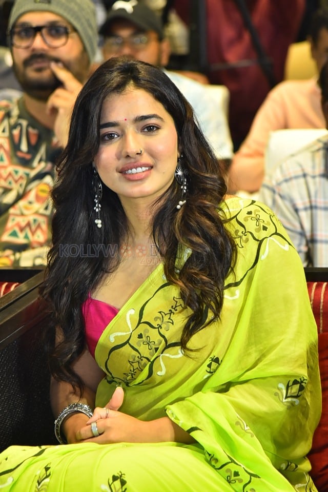 Heroine Ketitka Sharma at Single Movie Success Celebration Photos 18