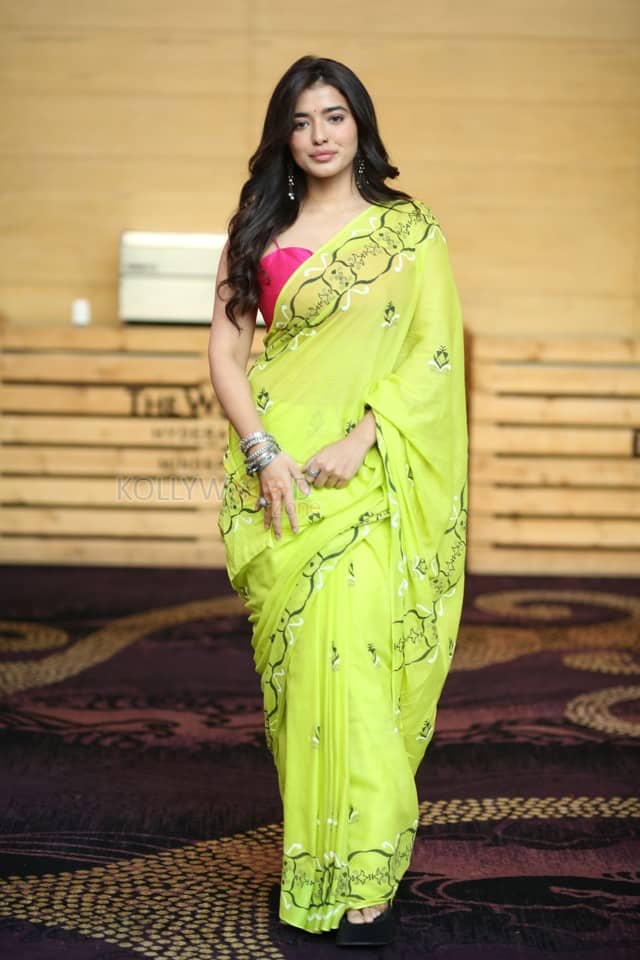 Heroine Ketitka Sharma at Single Movie Success Celebration Photos 20