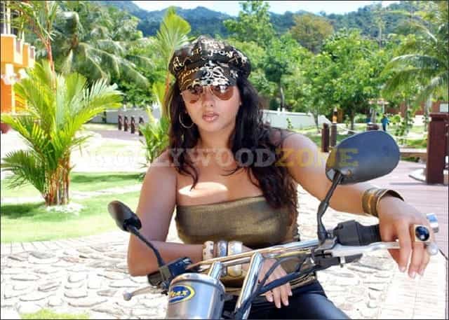 Hot Sexy Namitha Pictures 70