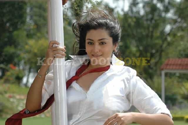 Hot Sexy Namitha Pictures 91