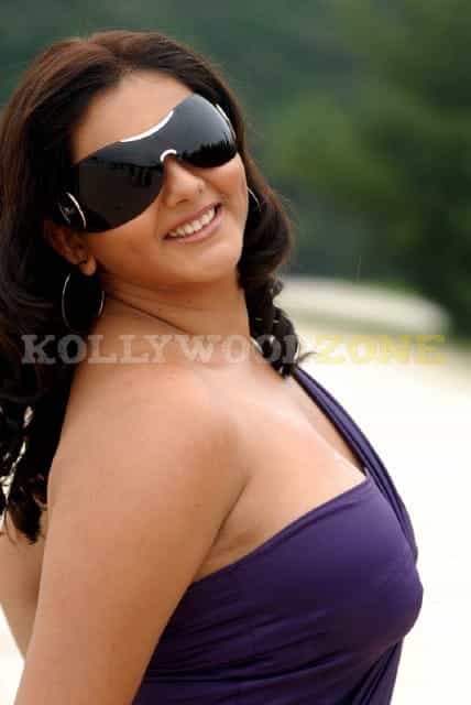 Hot Sexy Namitha Stills 019