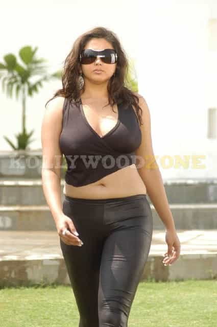 Hot Sexy Namitha Stills 051