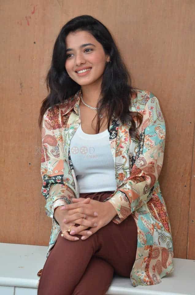 Ketika Sharma at Lakshya Movie Interview Pictures 42