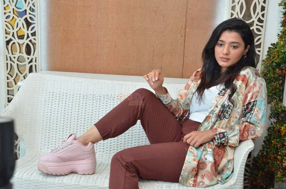 Ketika Sharma at Lakshya Movie Interview Pictures 45