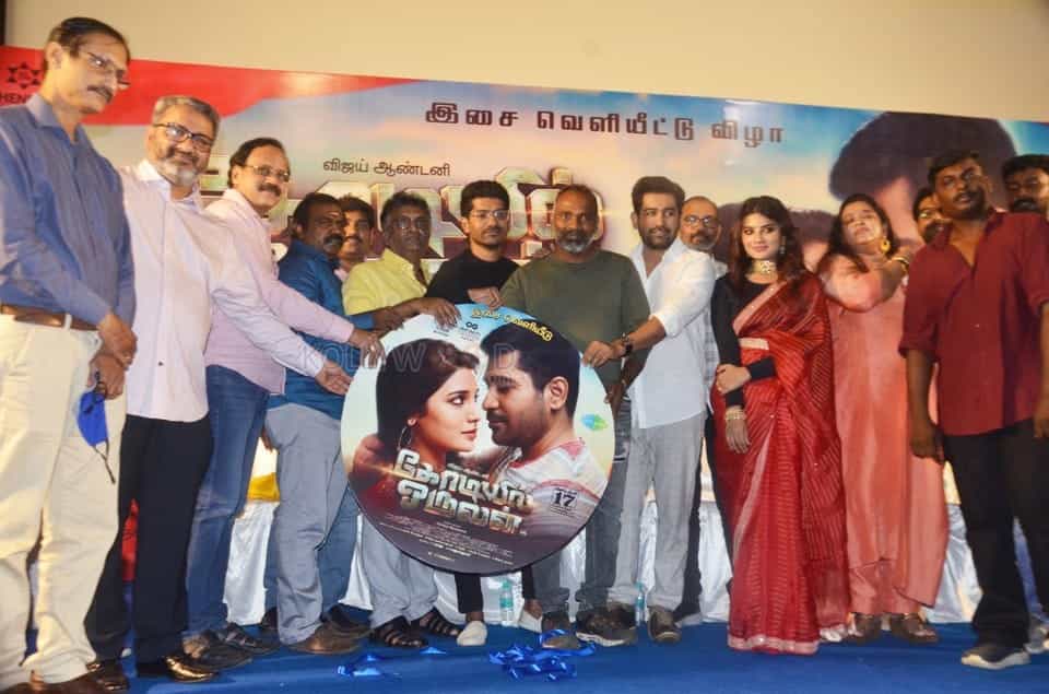 Kodiyil Oruvan Press Meet Stills 06