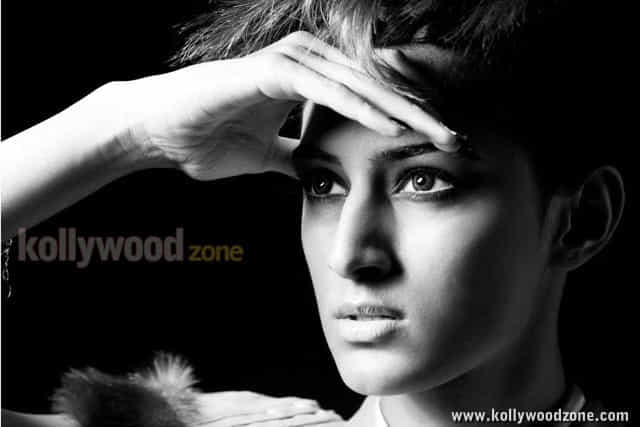 Miss India 2012 Erica Fernandes Sexy Photos 17