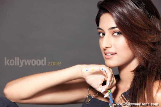 Miss India 2012 Erica Fernandes Sexy Photos 19