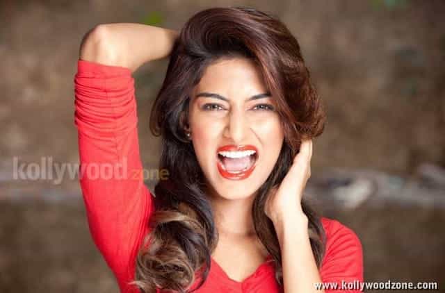 Miss India 2012 Erica Fernandes Sexy Photos 30