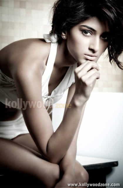 Miss India 2012 Erica Fernandes Sexy Photos 36
