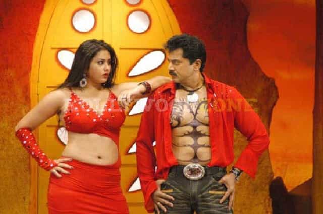 Namitha Sexy Photos in Movie In 1977 10