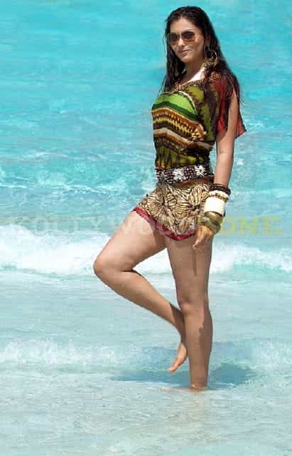 Namitha Sexy Pics 01