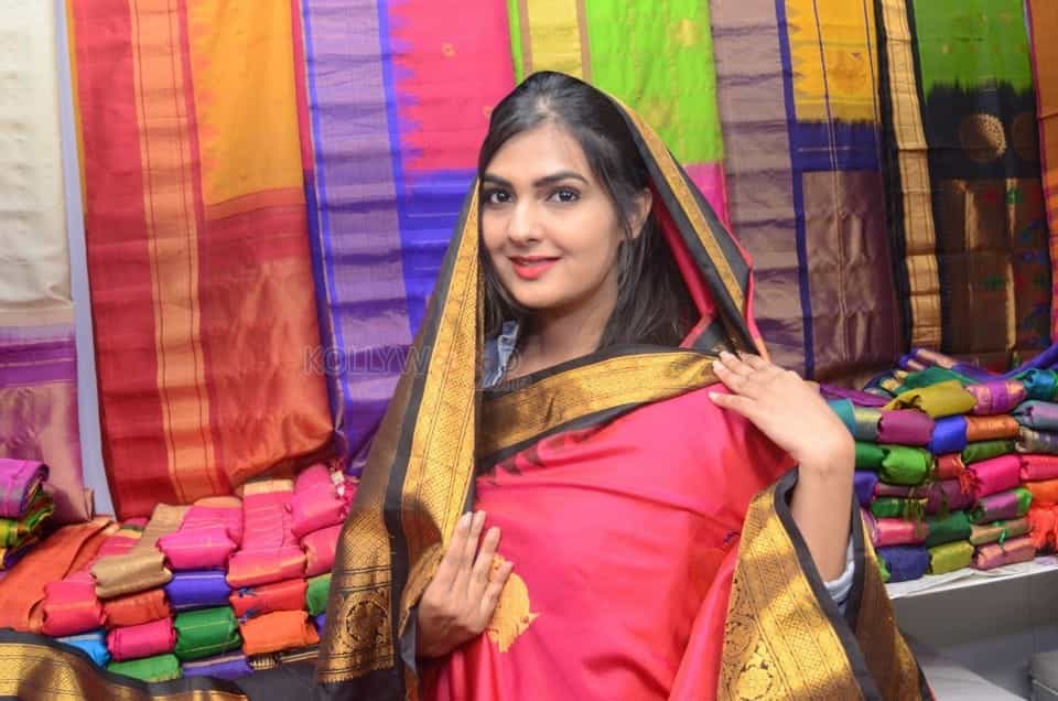 Neha Deshpande At Silk India Expo Photos 23