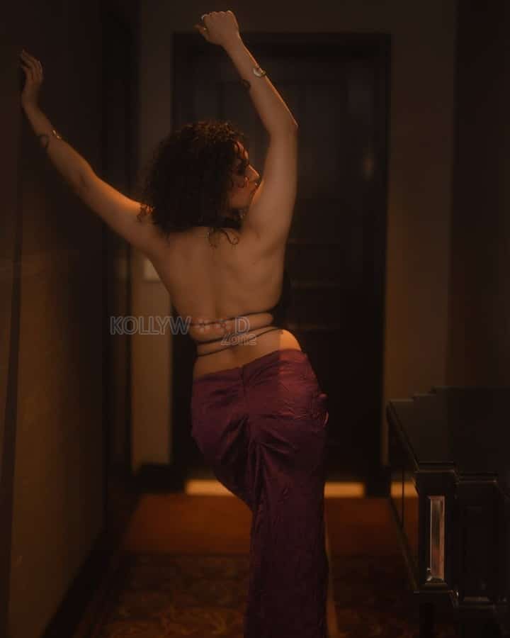 Vettaiyan Actress Ritika Singh Glamorous Photos 04