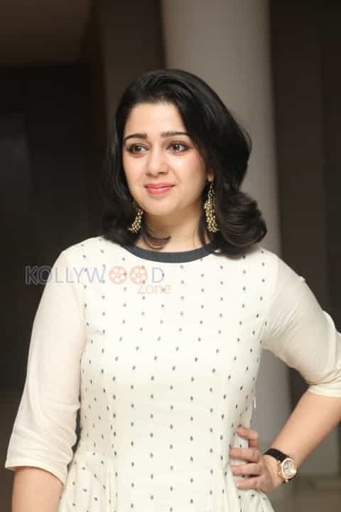 Actress Charmi At Tollywood Thunders Franchise Launch Photos 08