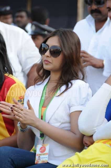 Actress Madhu Shalini At Ccl Match Photos 14