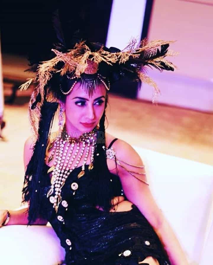 Actress Sanjjanaa Galrani Walks The Ramp For Designer Ramesh Dembla Photos 10