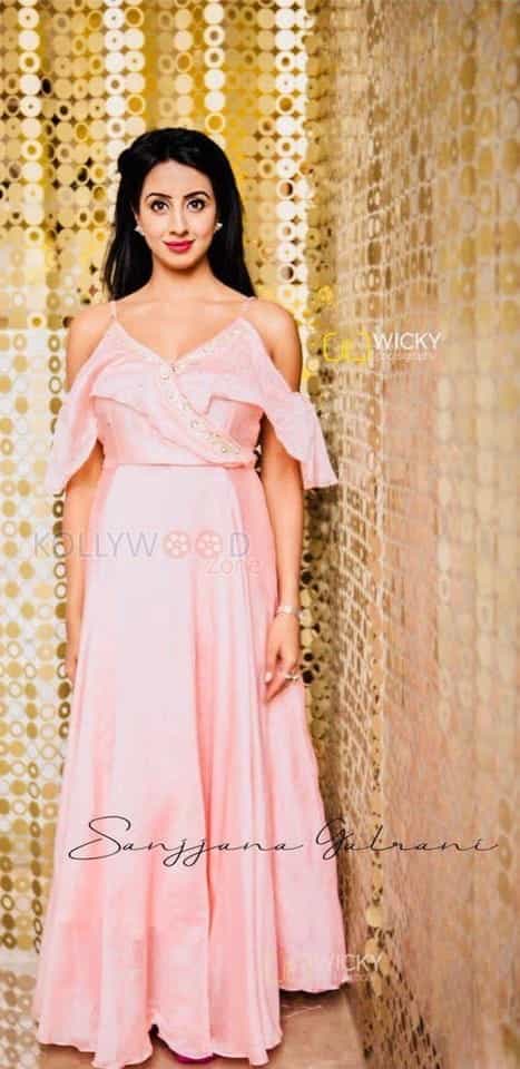 Actress Sanjjanaa New Photoshoot Pics 05