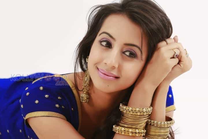 Actress Sanjjanaa Photoshoot Pictures 03