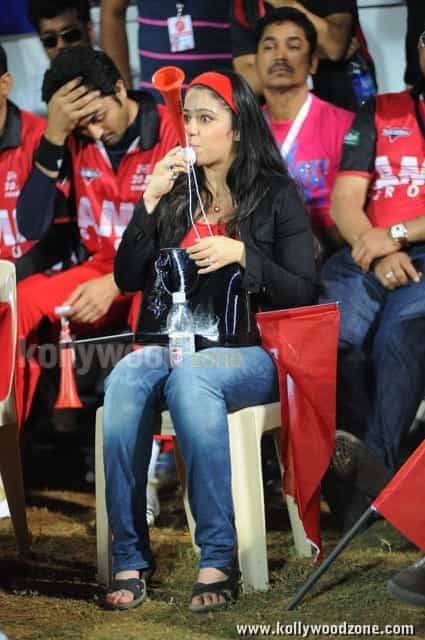 Charmi Ccl Match Photos 07