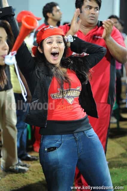 Charmi Ccl Match Photos 10