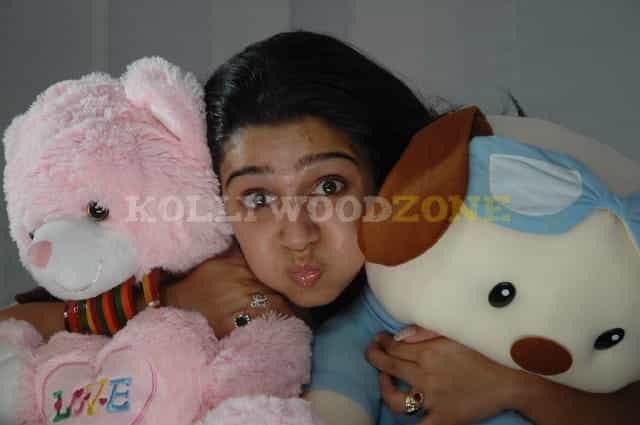 Charmi Stills 44