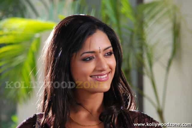 Cute And Sexy Mamta Mohandas Stills 24
