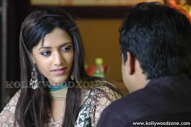 Cute And Sexy Mamta Mohandas Stills 50