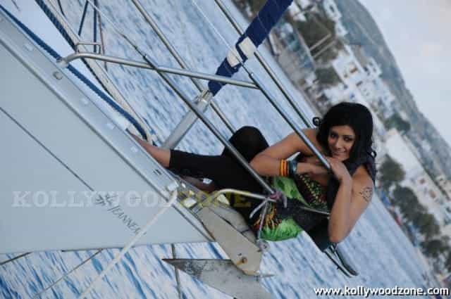 Mamatha Mohandas Pics 05