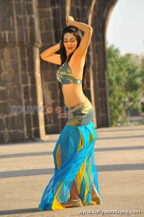 Sakshi Chowdary Hot Pictures 34