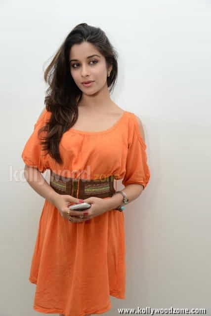 Sexy Actress Madhurima Stills 02