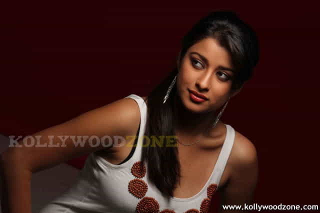 Telugu Actress Madhurima Stills 29