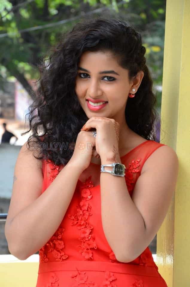 Telugu Actress Pavani Photo Shoot Stills 11