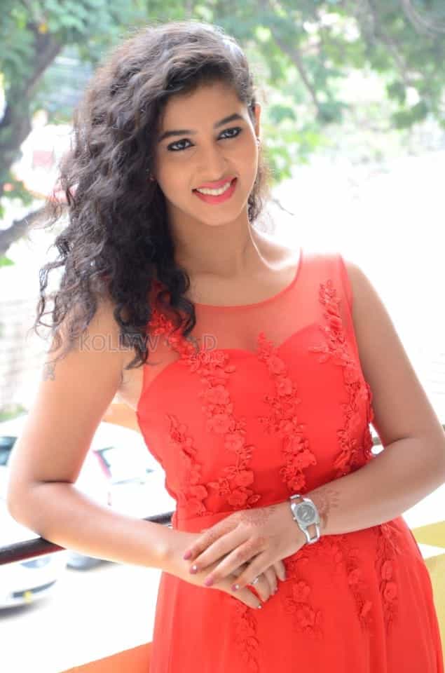 Telugu Actress Pavani Photo Shoot Stills 15