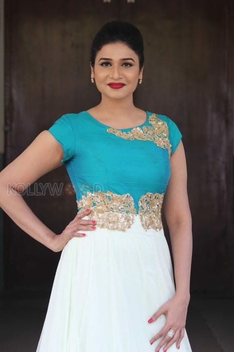 Yaagan Movie Heroine Anjena Kirti Photos 14