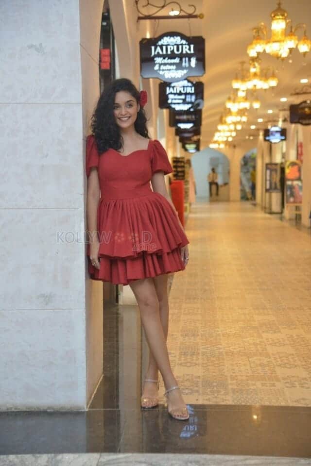 Actress Kashish Khan Photos From Kinnerasaani Trailer Launch Actressgalleryfcs