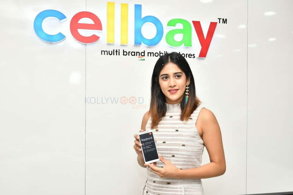Actress Chandini Chowdary At Redmi 6 Mobile Offline Launch Photos 04
